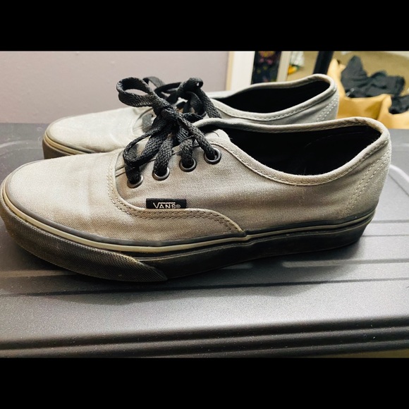 grey vans black sole